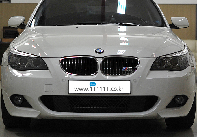 BMW 5시리즈 528i 고해상도 순정 모니터 있는차량 만도지니 3D 내비게이션 & 멀티미디어 시스템 NS1 장착 리뷰 by 일여섯